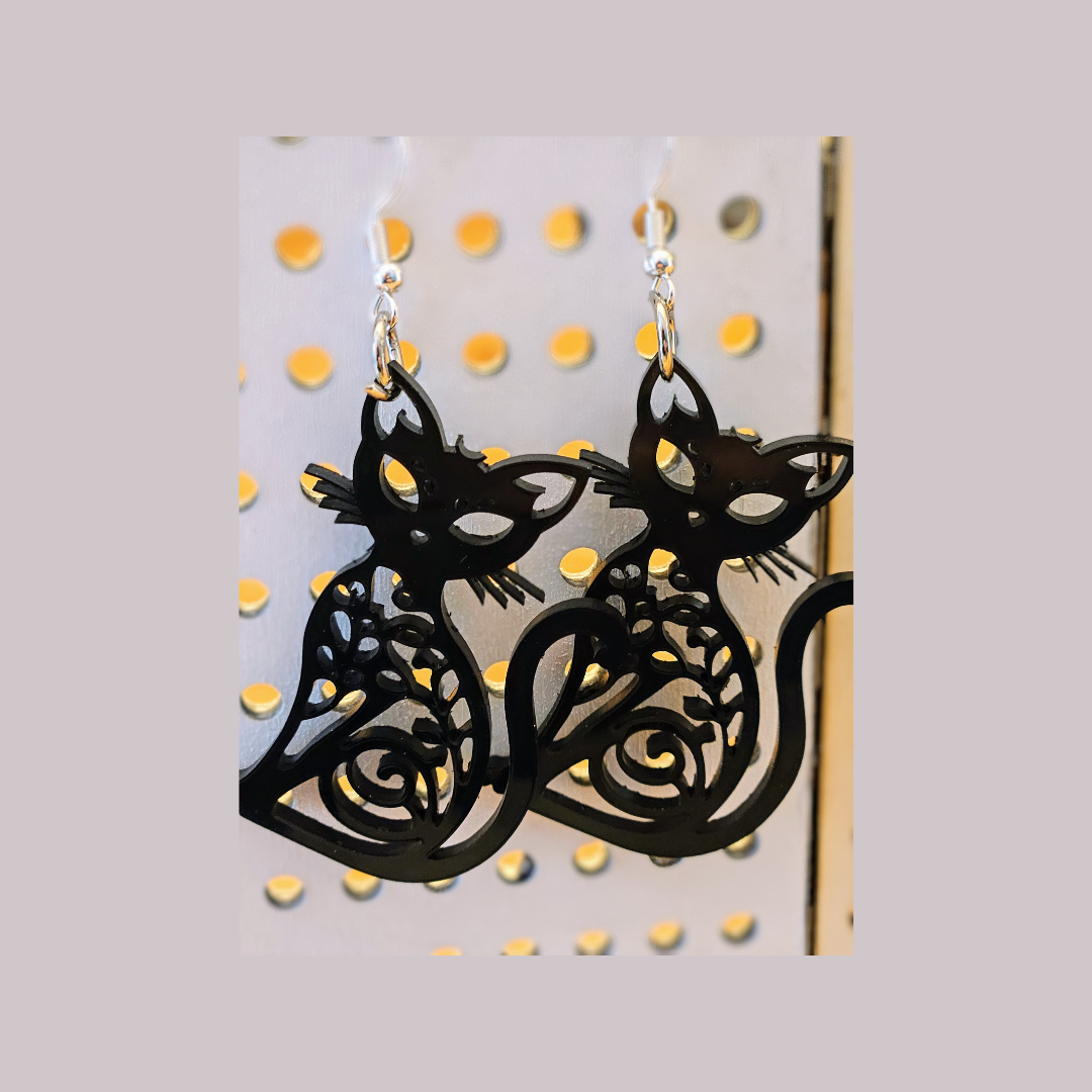 Katzenohrringe Cut-Out